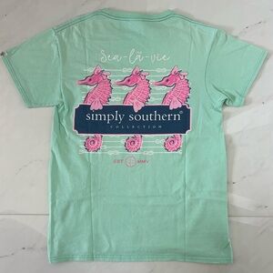 Simply Southern Short-Sleeve T-shirt - Green with Seahorses